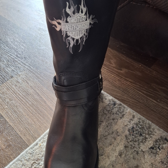 Harley-Davidson Black Leather Riding Boots with Silver Logo - Picture 4 of 6